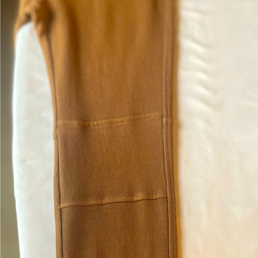 Crazy 8 Size Medium Tan Jogger’s